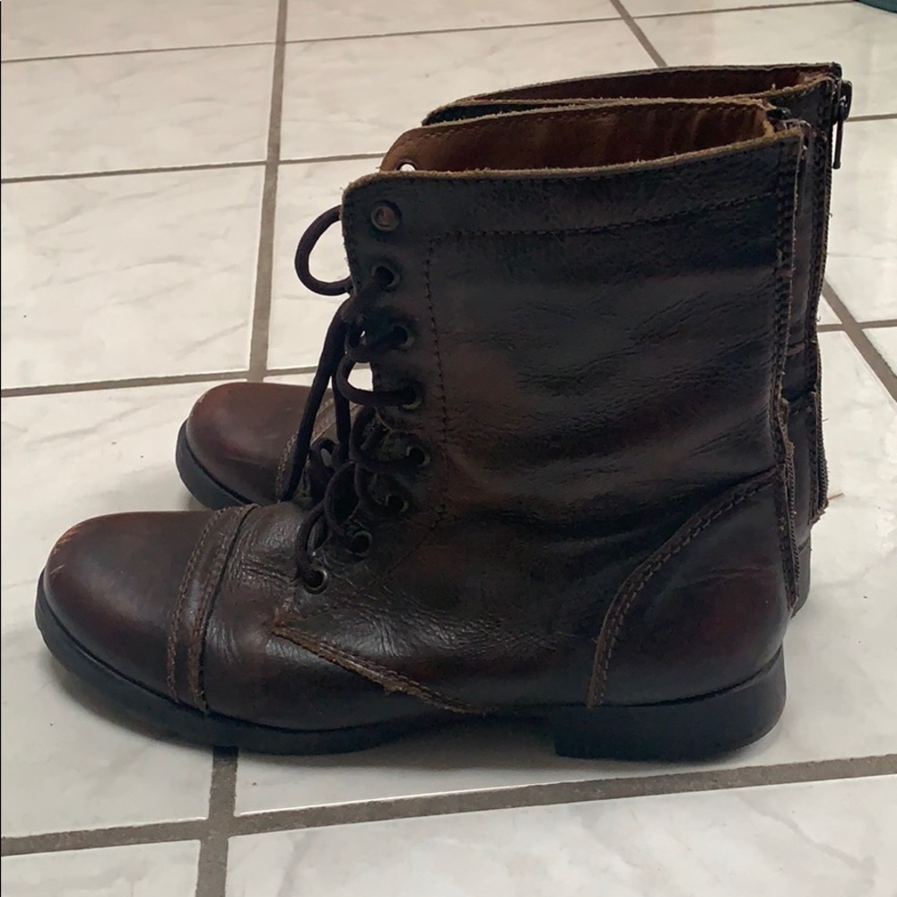 combat boots - Picture 3 of 3